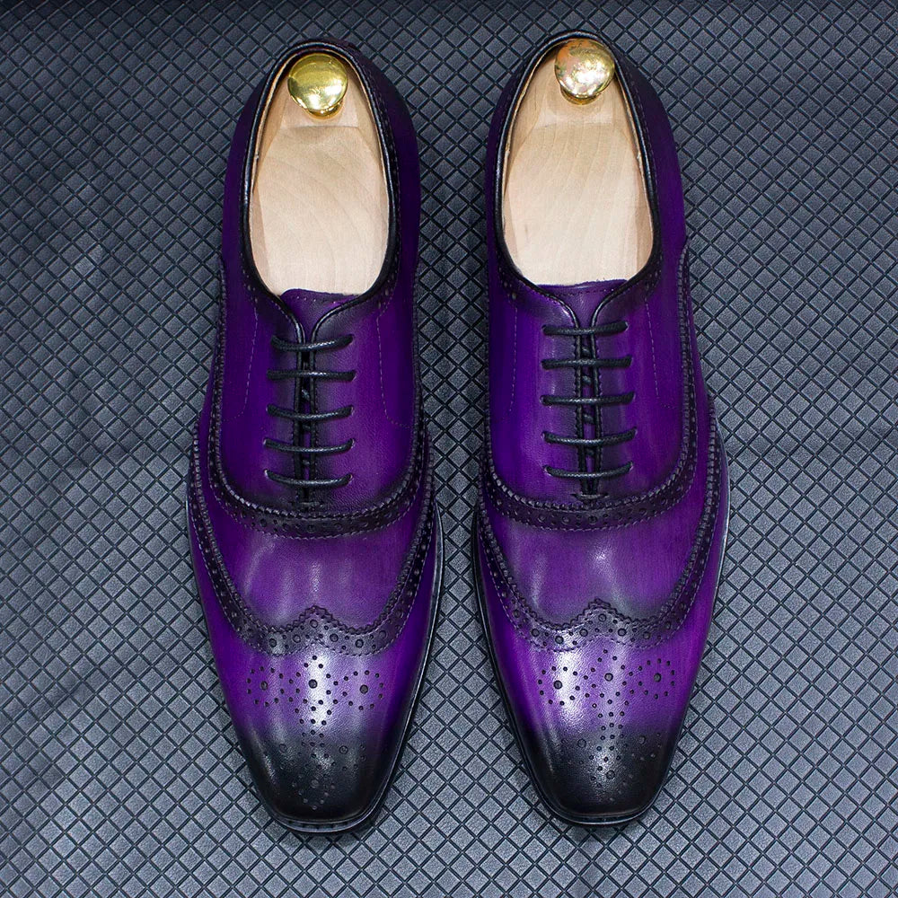 Zapatos Oxford de hombre en cuero con detalles wingtip