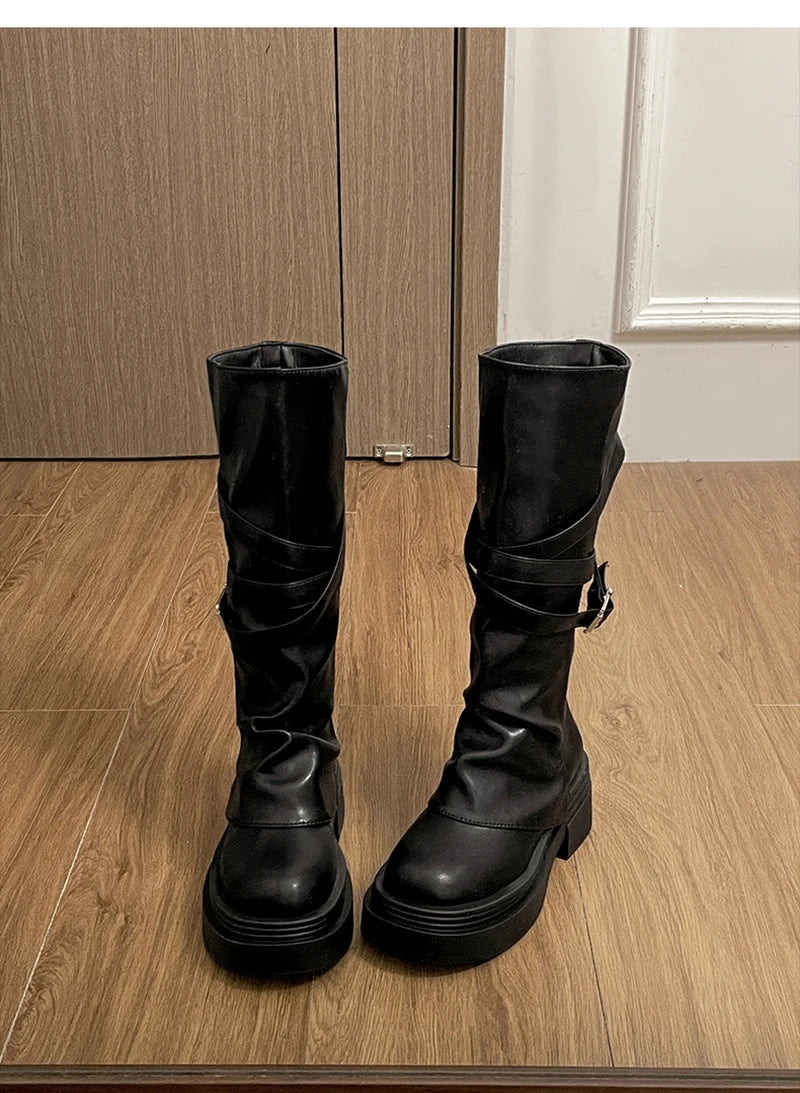 Botas de caña alta con plataforma y taco cuadrado
