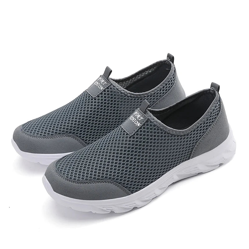 Zapatillas slip on de malla con plantilla textil