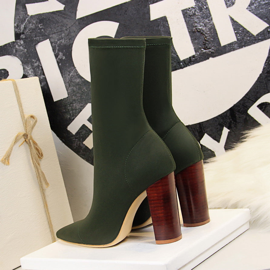 Botas tipo media de seda con taco bloque de 10 cm