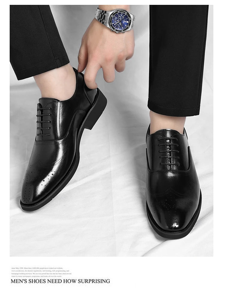 Zapatos Derby de PU con picado brogue