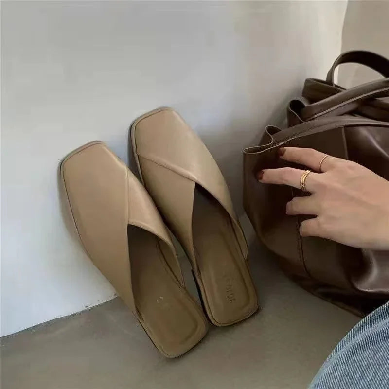 Mules de mujer de PU con punta cuadrada y base plana