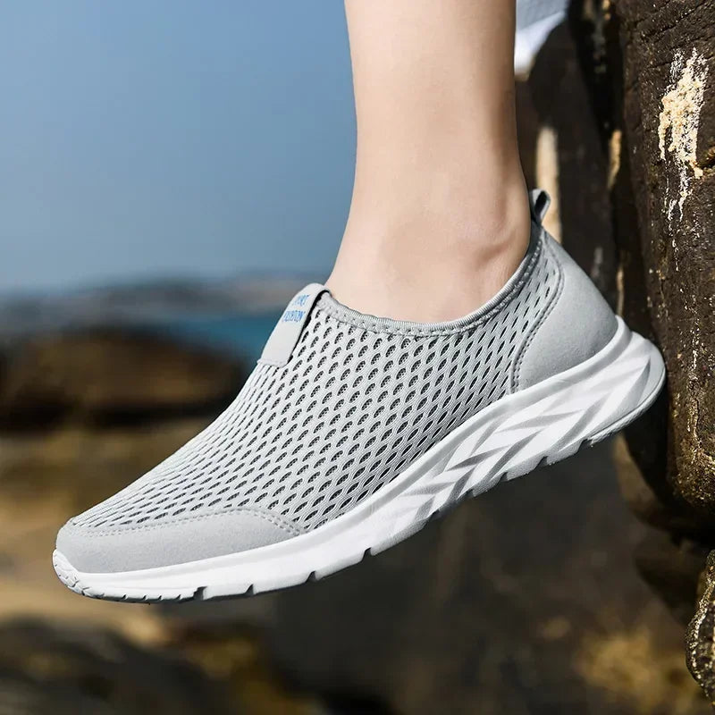 Zapatillas unisex de tela con construcción cosida
