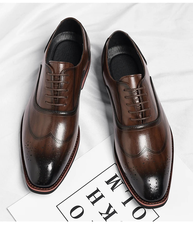 Zapatos Derby de PU con picado brogue