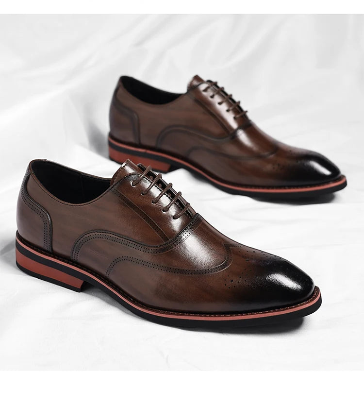 Zapatos Derby de PU con picado brogue