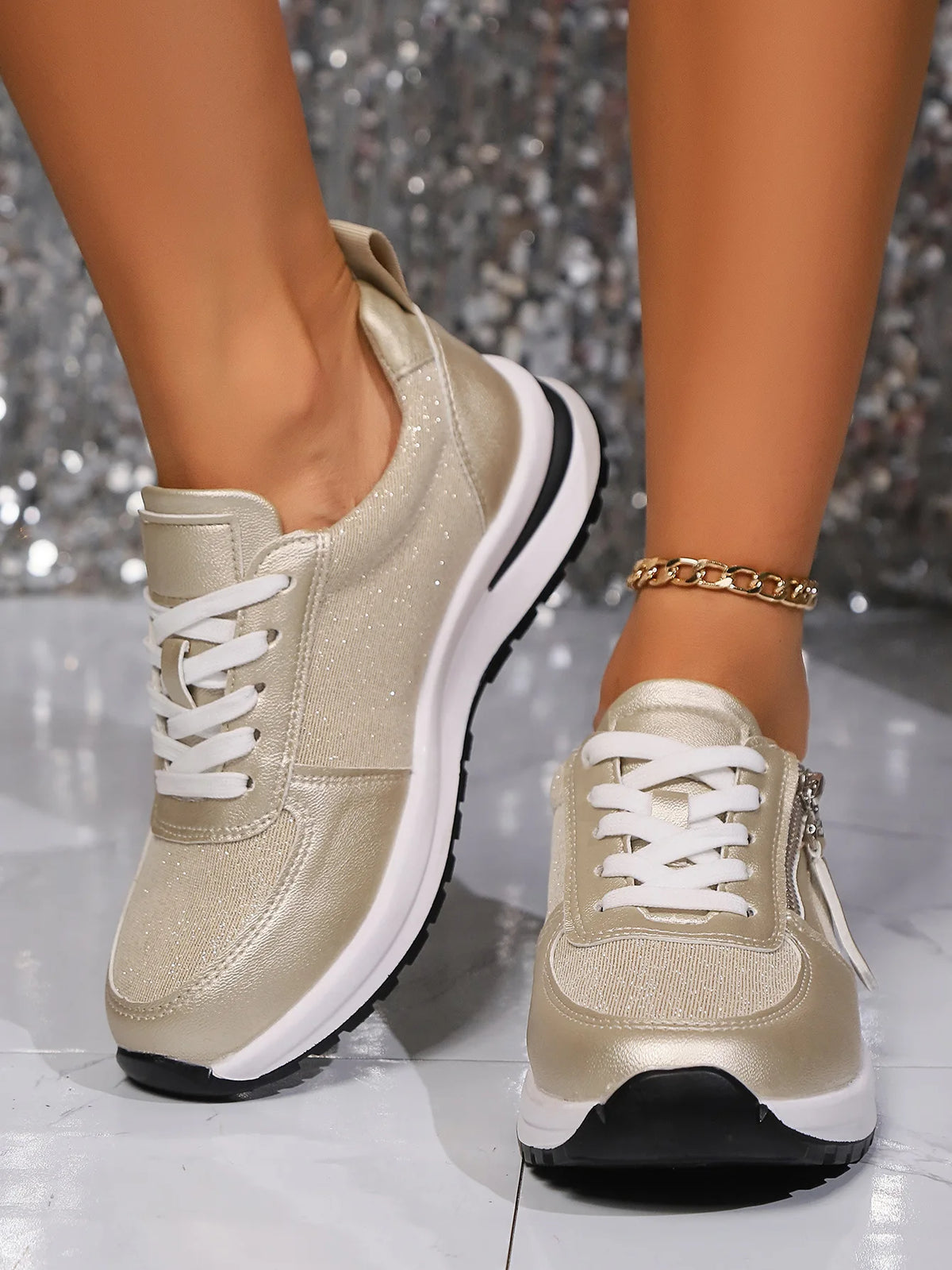 Zapatillas de mujer acordonadas con forro de malla