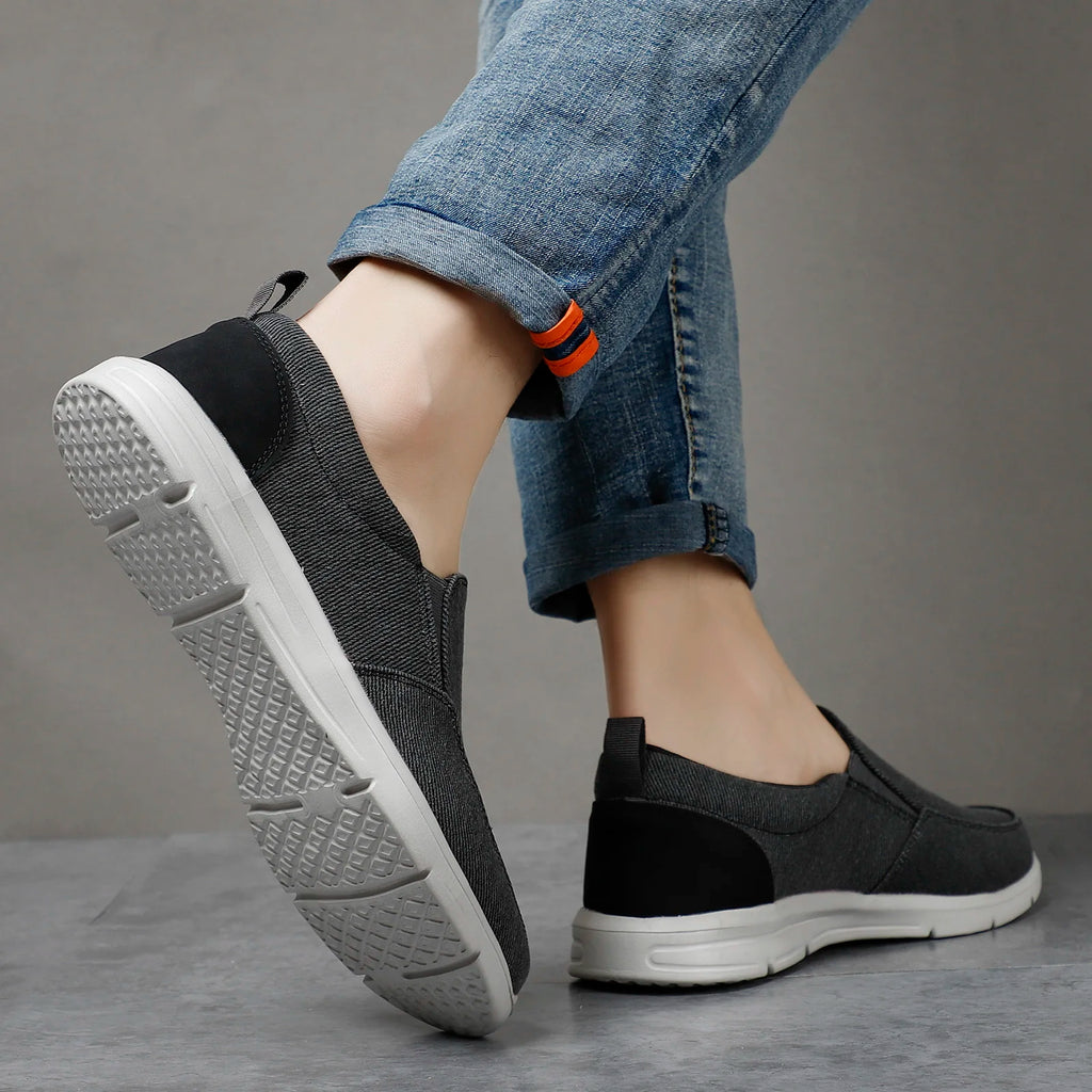 Zapatillas de lona para hombre sin cordones y punta redonda