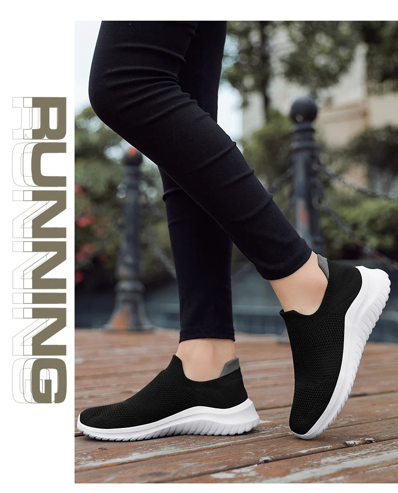 Zapatillas unisex sin cordones con capellada de malla y base de EVA