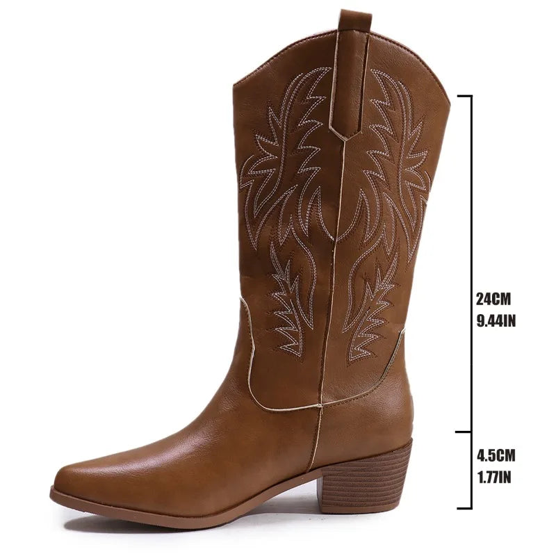 Botas texanas bordadas de media caña con punta fina