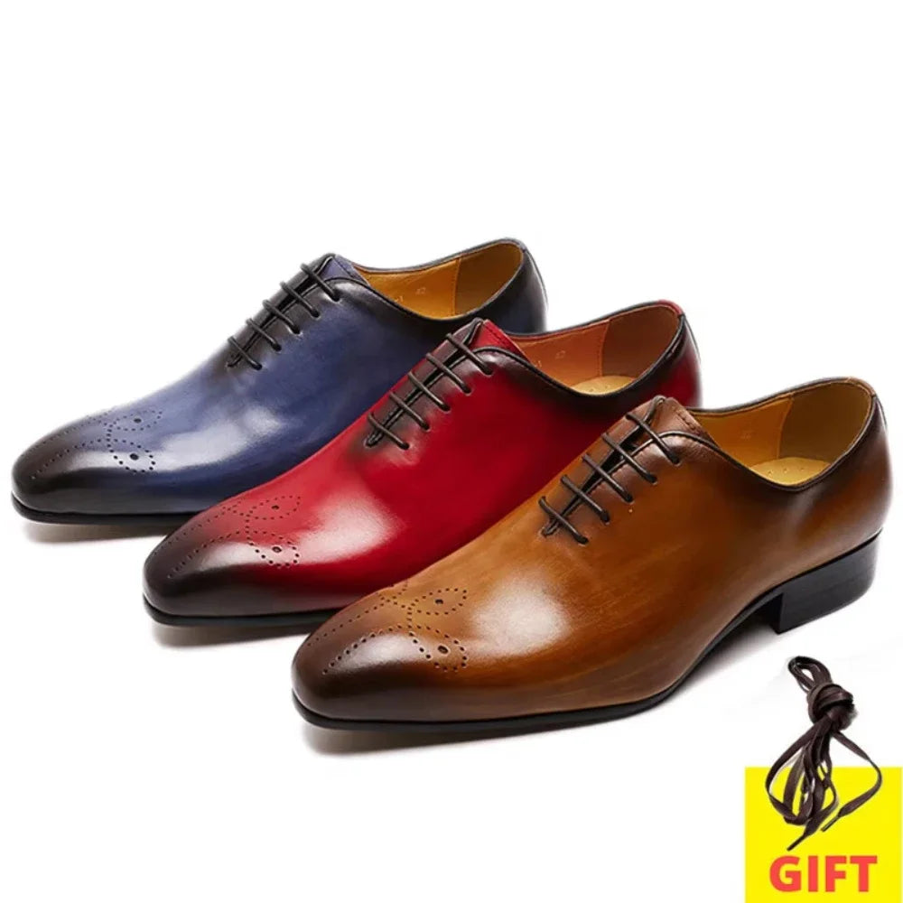 Zapatos Oxford de cuero con diseño wholecut