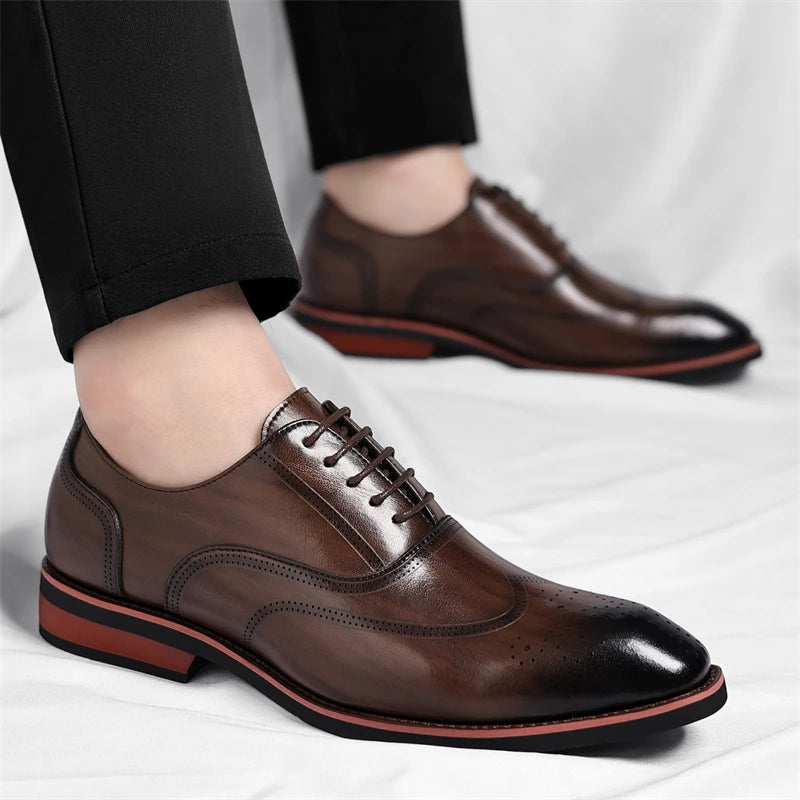 Zapatos Derby de PU con picado brogue