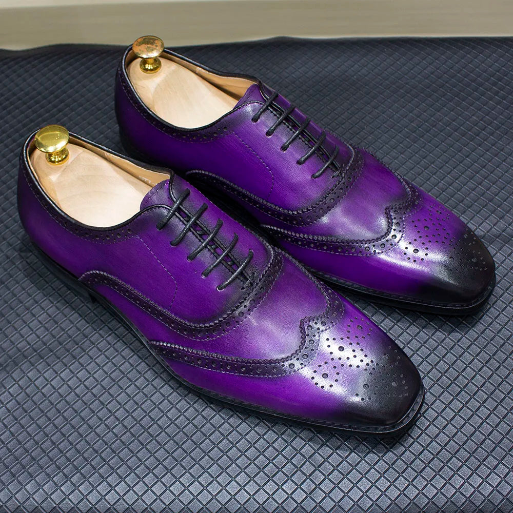 Zapatos Oxford de hombre en cuero con detalles wingtip