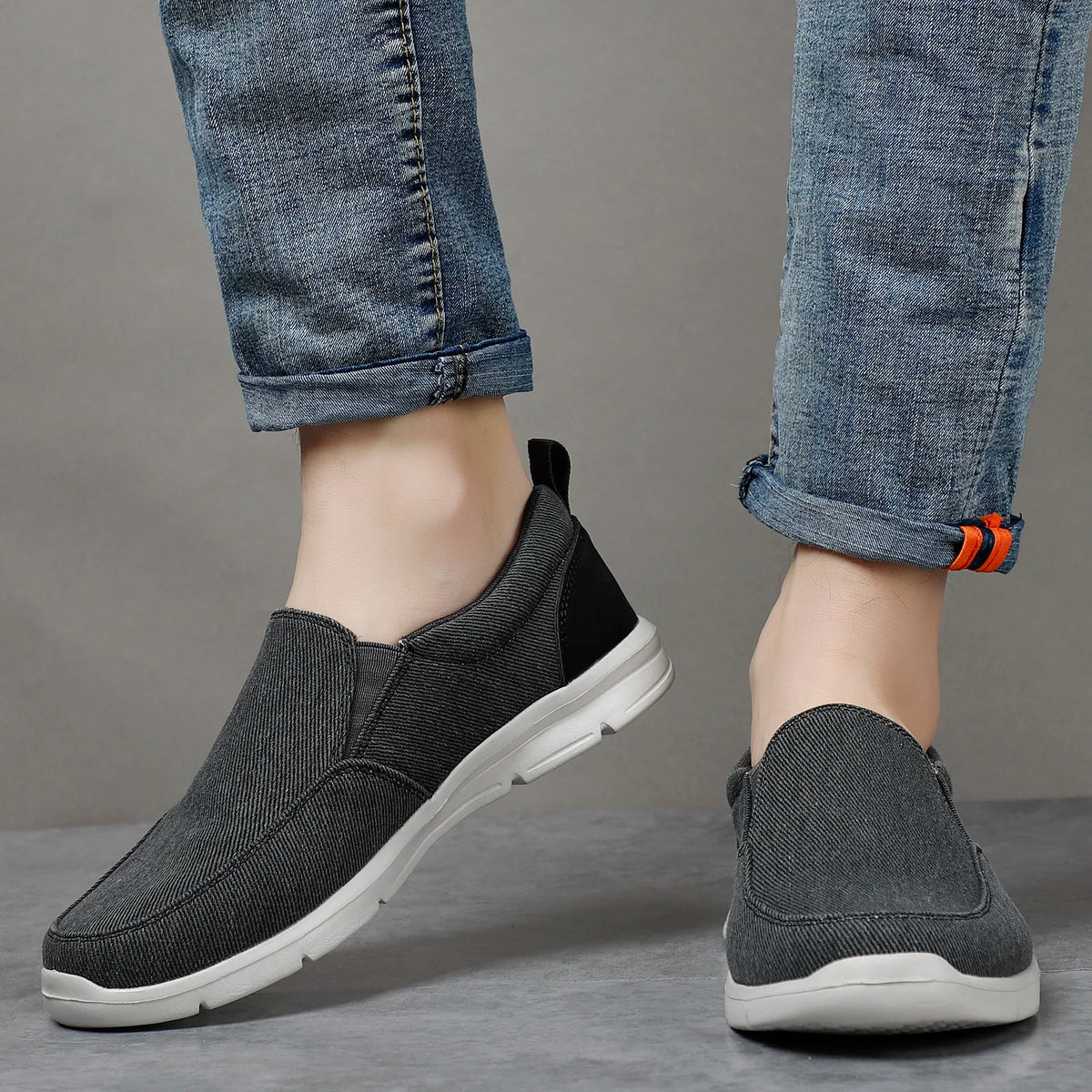 Zapatillas de lona para hombre sin cordones y punta redonda