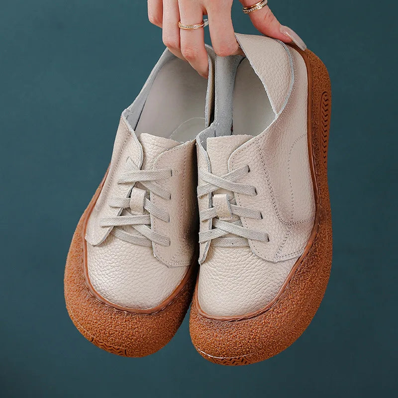 Zapatos acordonados de mujer en cuero de estilo retro