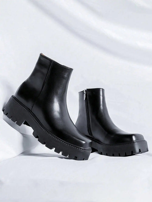 Botas de hombre con punta cuadrada y cierre lateral