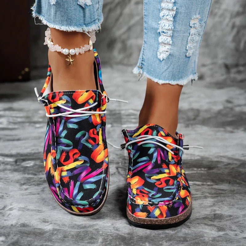 Zapatillas de lona con detalles multicolor y cordones