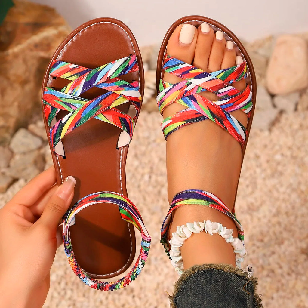 Sandalias de estilo romano con tira posterior y taco bajo