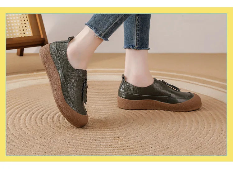 Mocasines de mujer en cuero con cierre frontal