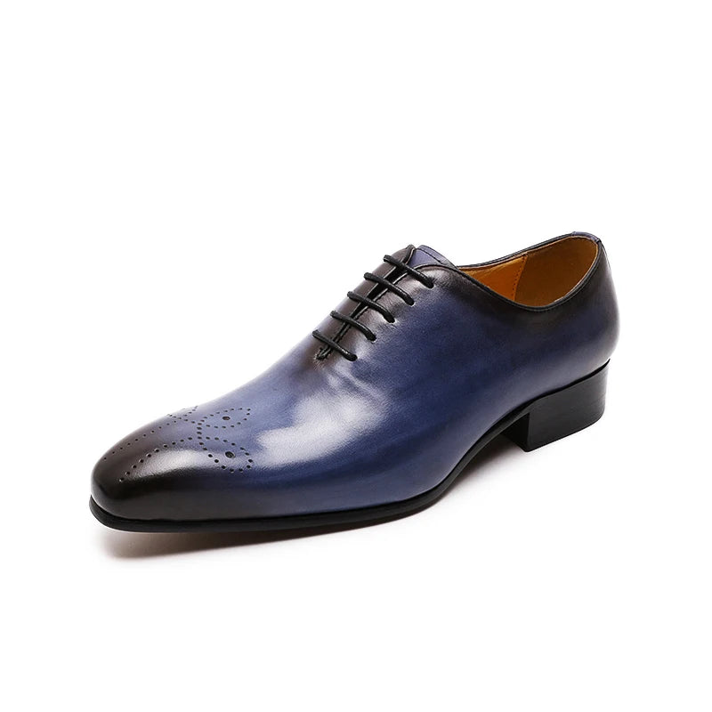 Zapatos Oxford de cuero con diseño wholecut