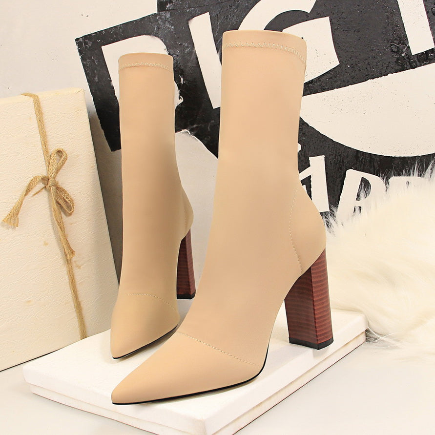 Botas tipo media de seda con taco bloque de 10 cm