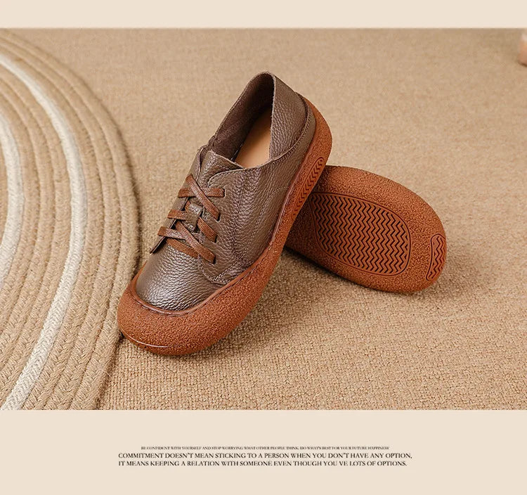 Zapatos acordonados de mujer en cuero de estilo retro