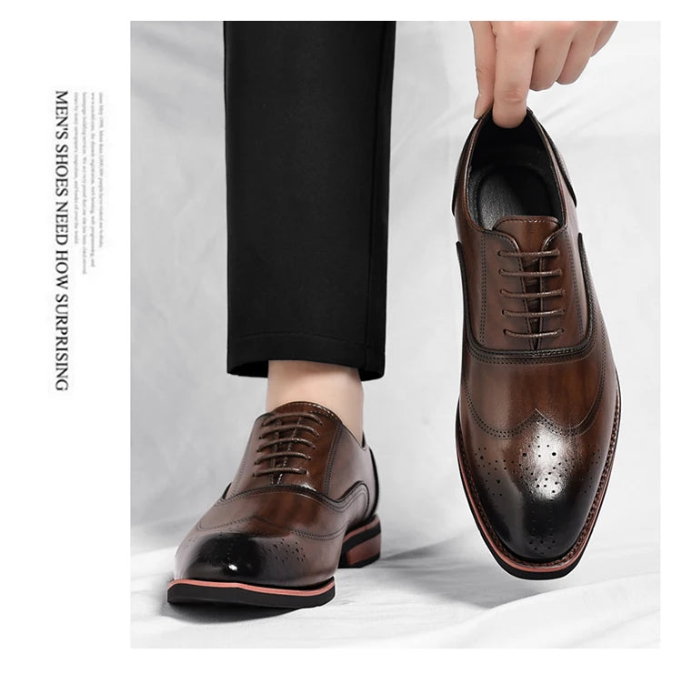 Zapatos Derby de PU con picado brogue