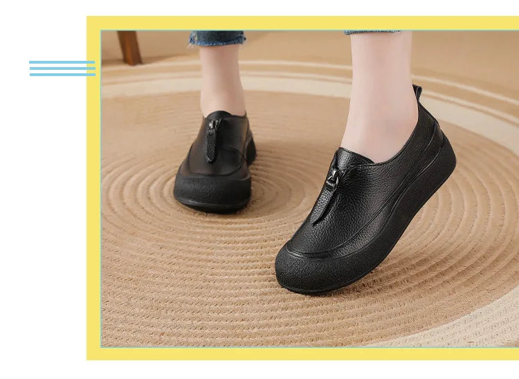 Mocasines de mujer en cuero con cierre frontal