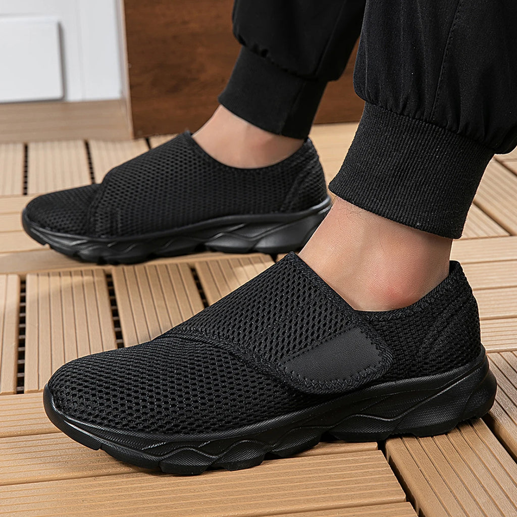 Zapatillas bajas de poliéster con ajuste de abrojo