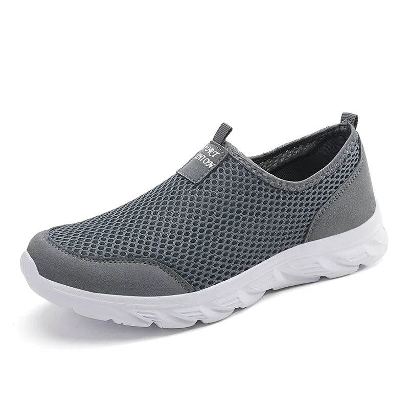 Zapatillas slip on de malla con plantilla textil