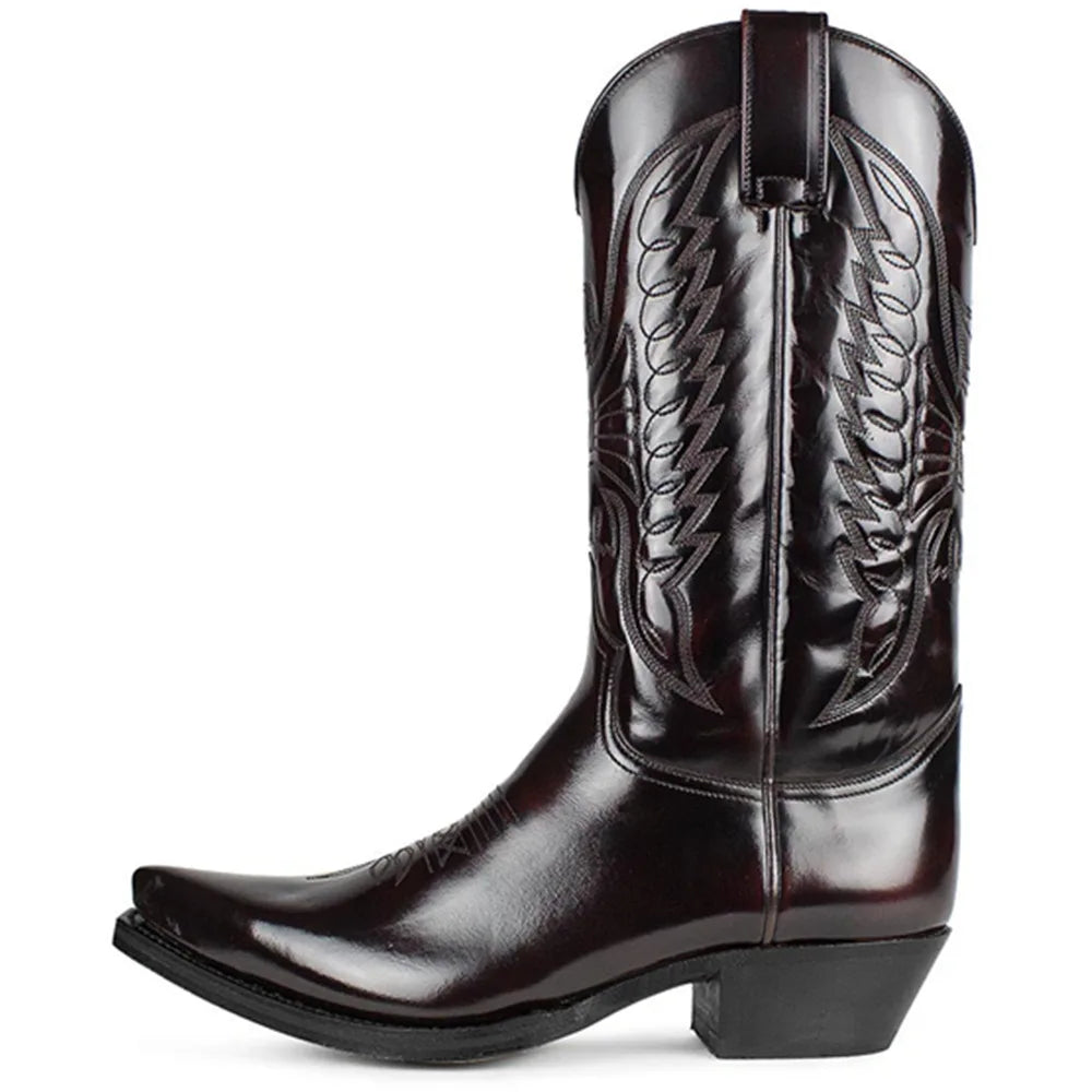 Botas texanas de punta afinada con detalles bordados